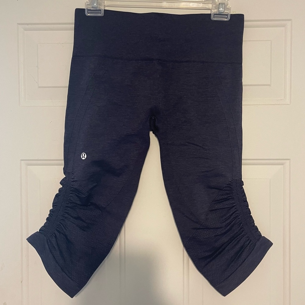 Lululemon Ebb And Flow Crop Leggings